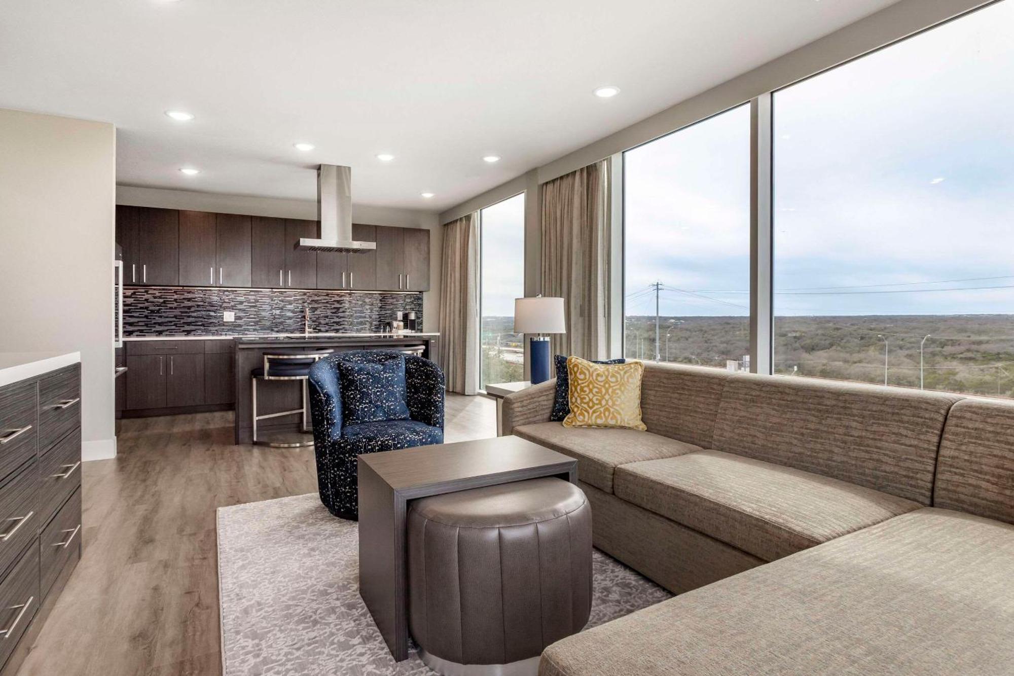 Cambria Hotel Austin Uptown Near The Domain Esterno foto