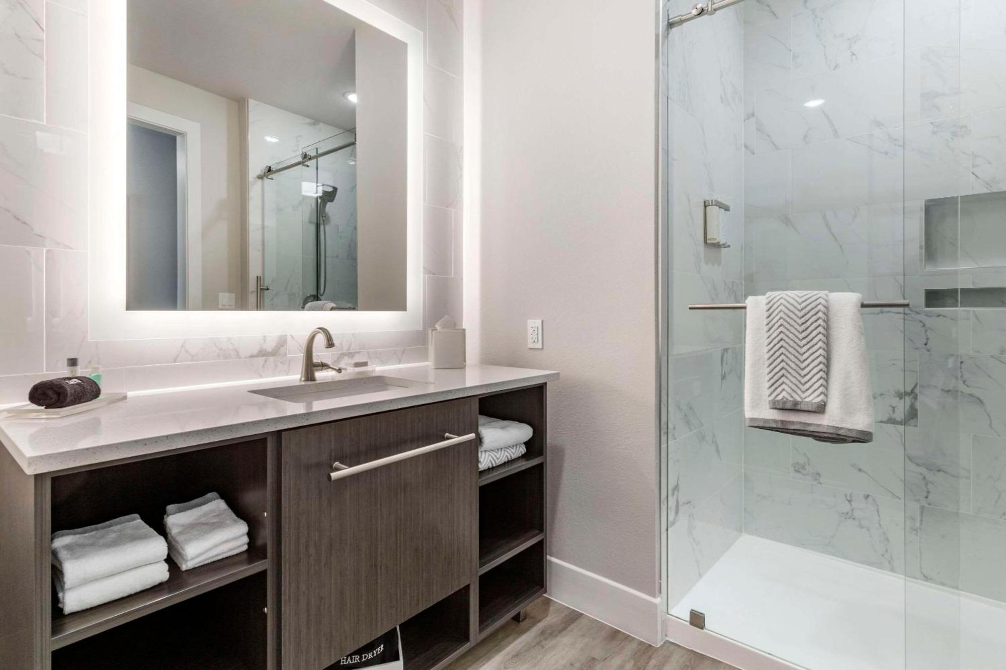 Cambria Hotel Austin Uptown Near The Domain Esterno foto